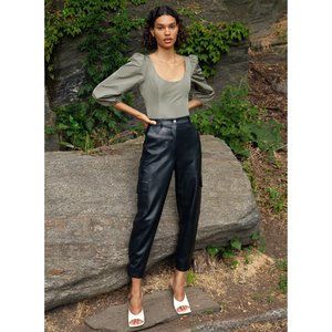 NWOT Aritzia Wilfred Serenade Blouse, Basil, XS